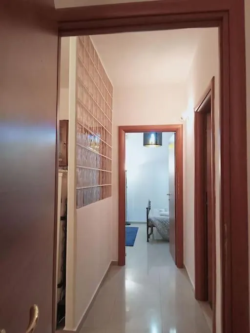 Apartment Nazionale B - Two Bedrooms Nearby Central Station Florence