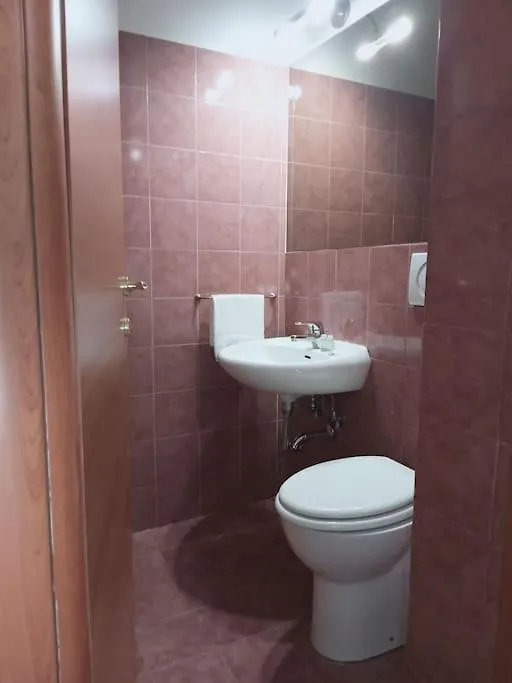 Apartment Nazionale B - Two Bedrooms Nearby Central Station Florence